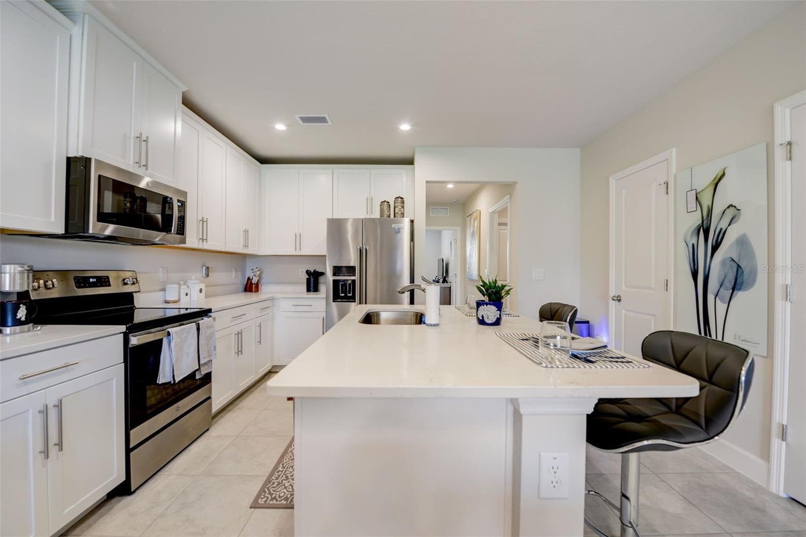 Villa at 18027 TURNING LEAF CIR, LAND O LAKES, photo 3 of 59