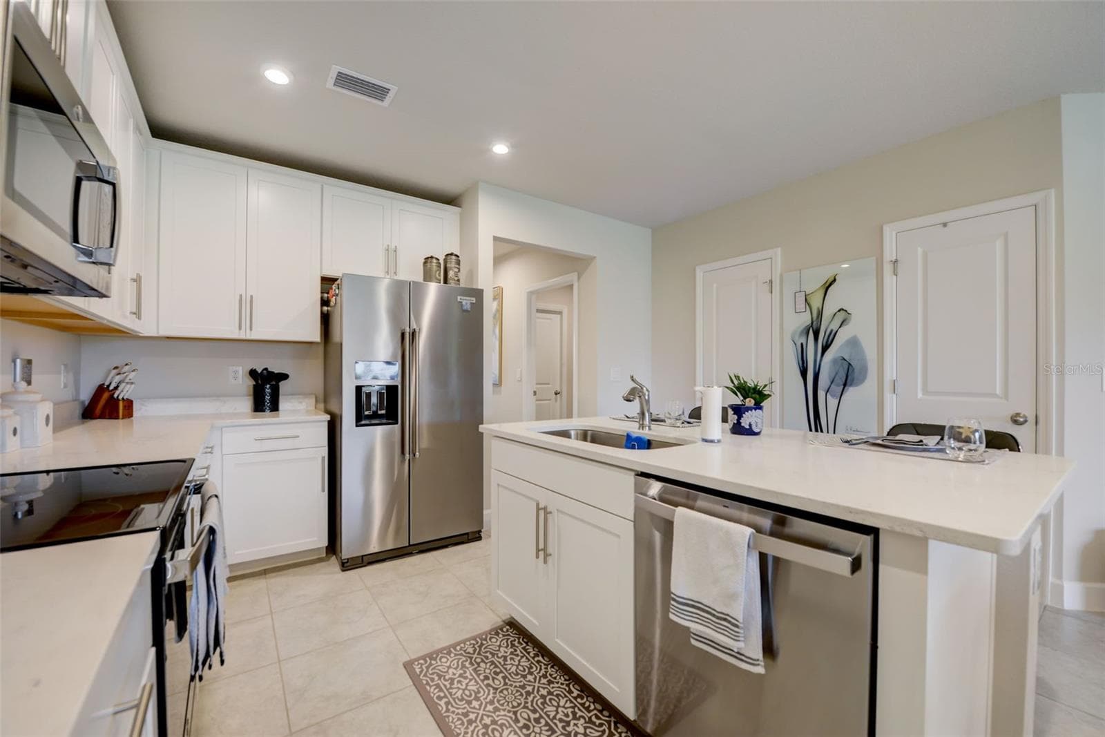 Villa at 18027 TURNING LEAF CIR, LAND O LAKES, photo 7 of 59