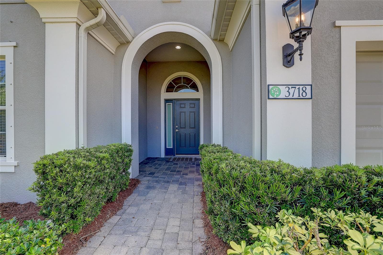 Single Family Residence at 3718 WOODCLIFF LAKE TER, SARASOTA, photo 5 of 57