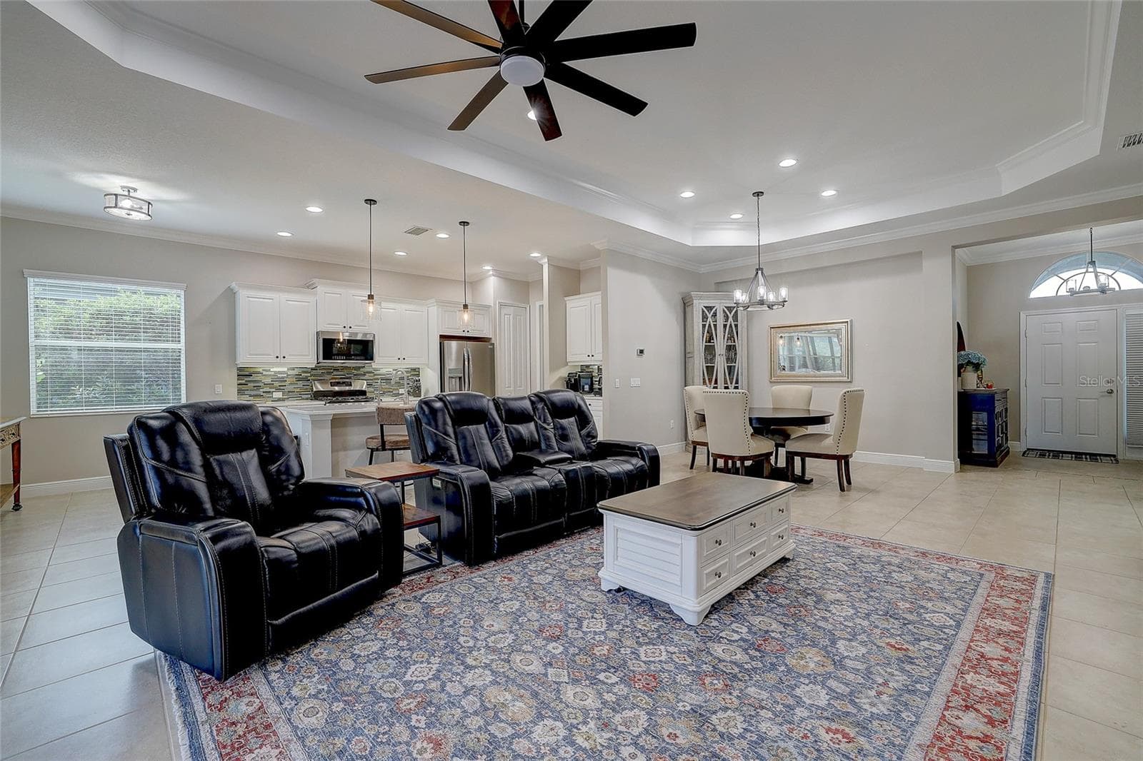 Single Family Residence at 3718 WOODCLIFF LAKE TER, SARASOTA, photo 10 of 57