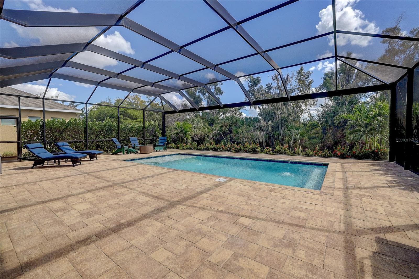 Single Family Residence at 3718 WOODCLIFF LAKE TER, SARASOTA, photo 34 of 57