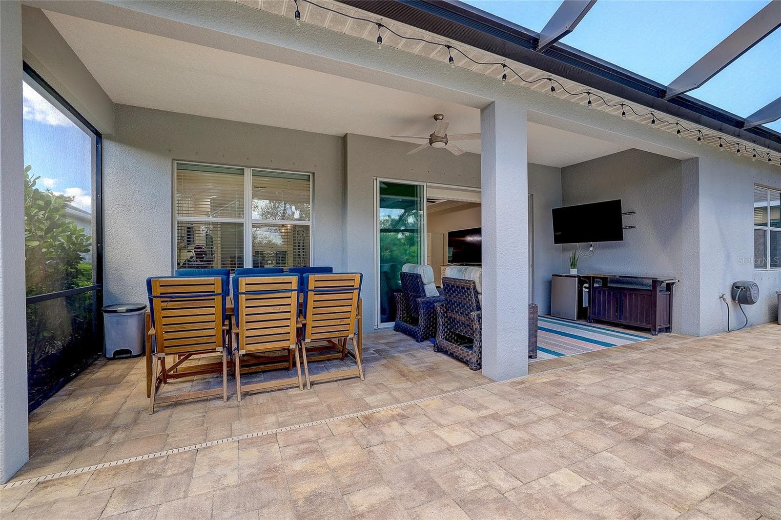 Single Family Residence at 3718 WOODCLIFF LAKE TER, SARASOTA, photo 39 of 57