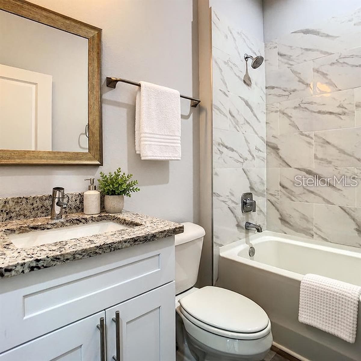 Virtually staged - 14121 MONSERRATE LN, PORT CHARLOTTE