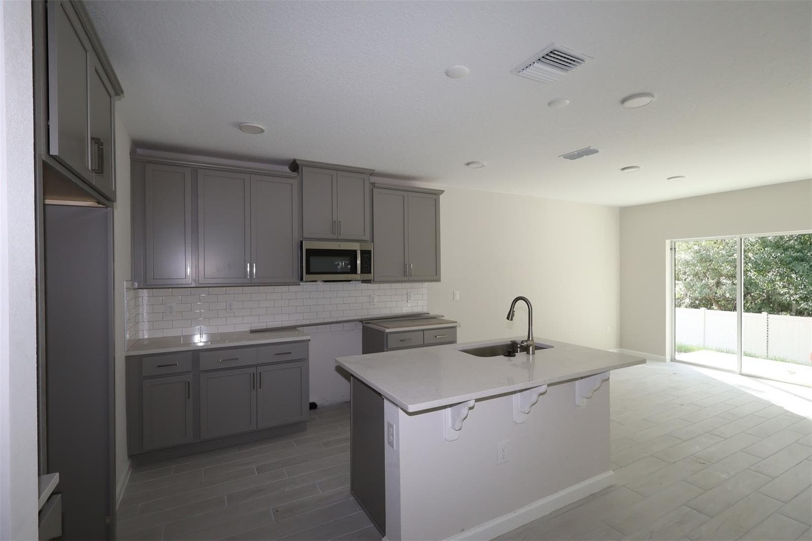 Townhouse at 2726 BRAVE REEVES RD, ORLANDO, photo 4 of 19