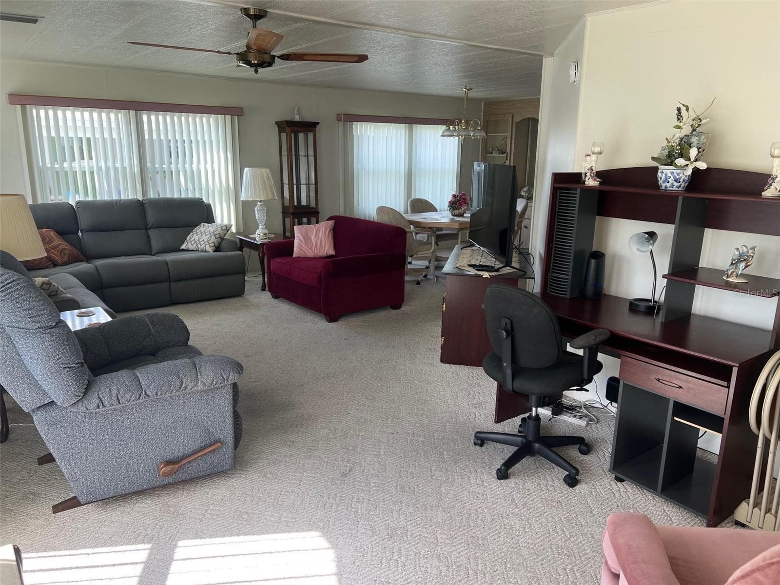 Manufactured Home at 770 ROYAL PALM CIR, LARGO, photo 16 of 30