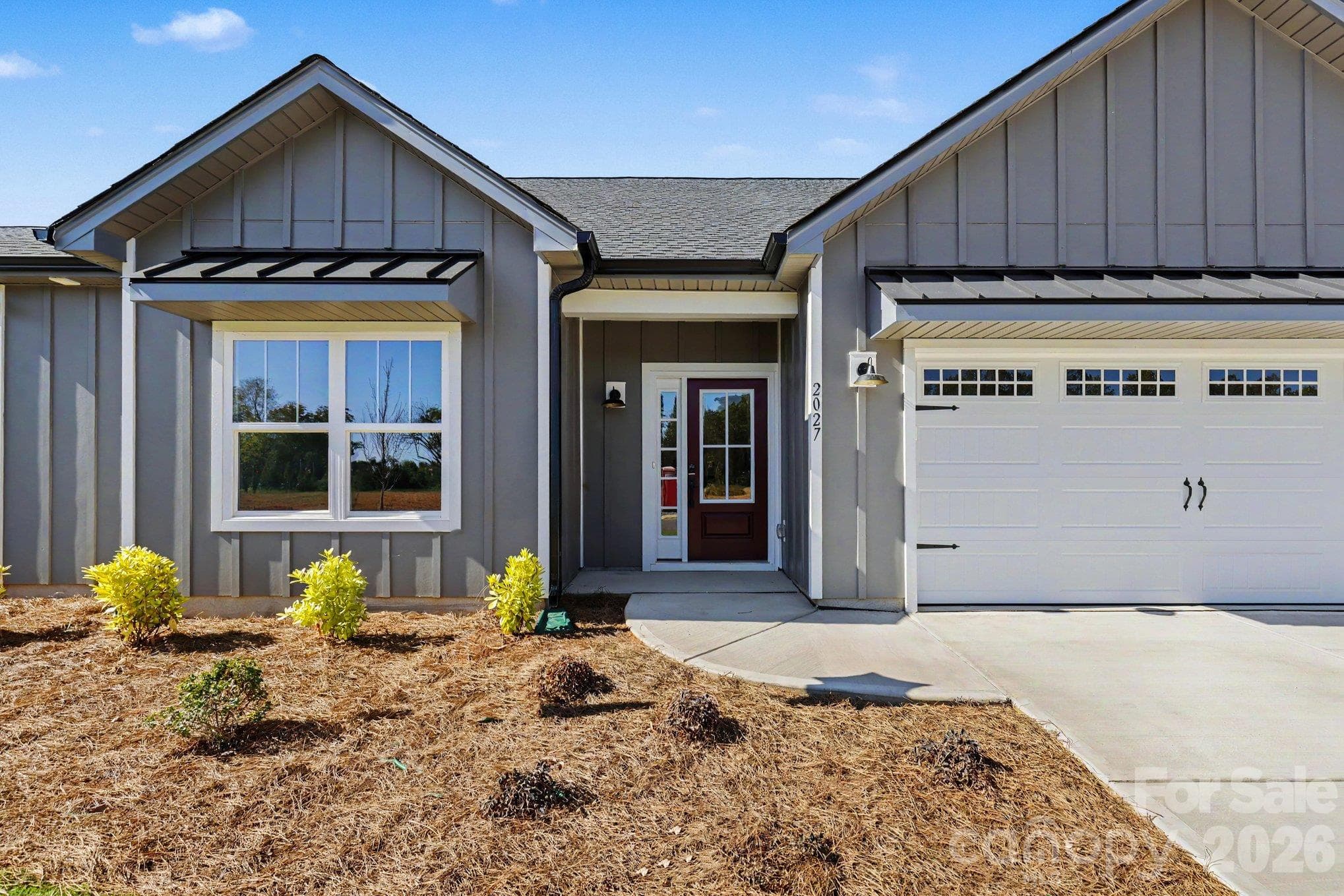 Single Family Residence at 2027 Haverhill Lane, York, photo 9 of 40