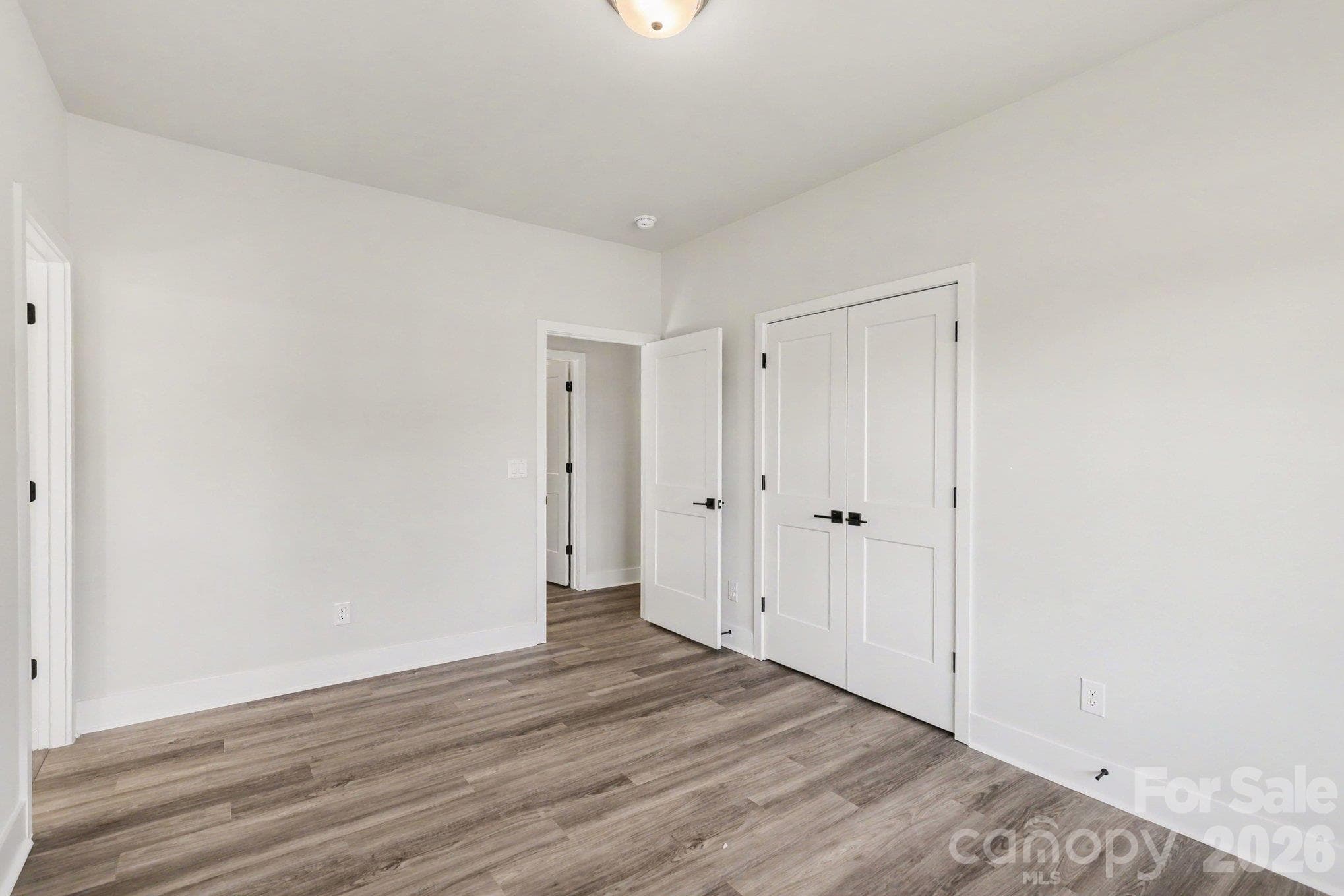 Single Family Residence at 2027 Haverhill Lane, York, photo 30 of 40