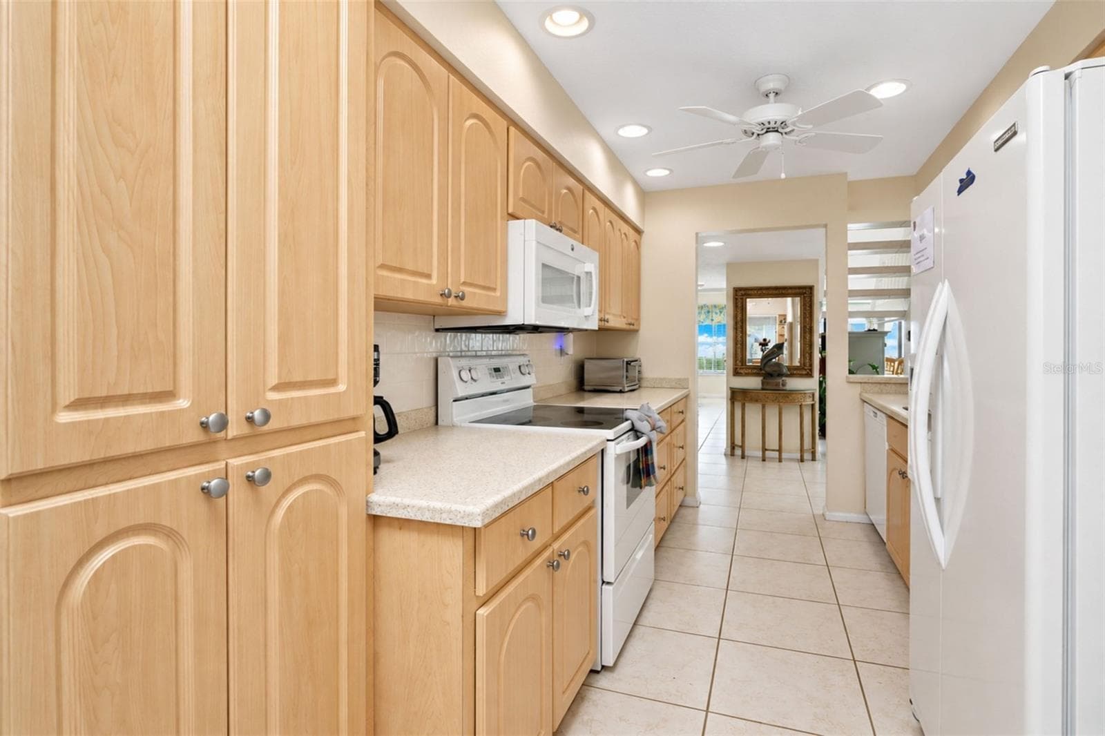 Condominium at 2950 N BEACH RD #B522, ENGLEWOOD, photo 45 of 124