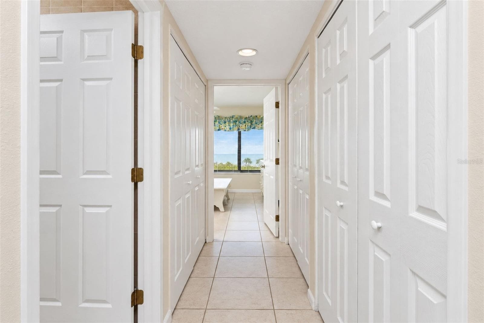 Hallway to Guest Bedroom - 2950 N BEACH RD #B522, ENGLEWOOD
