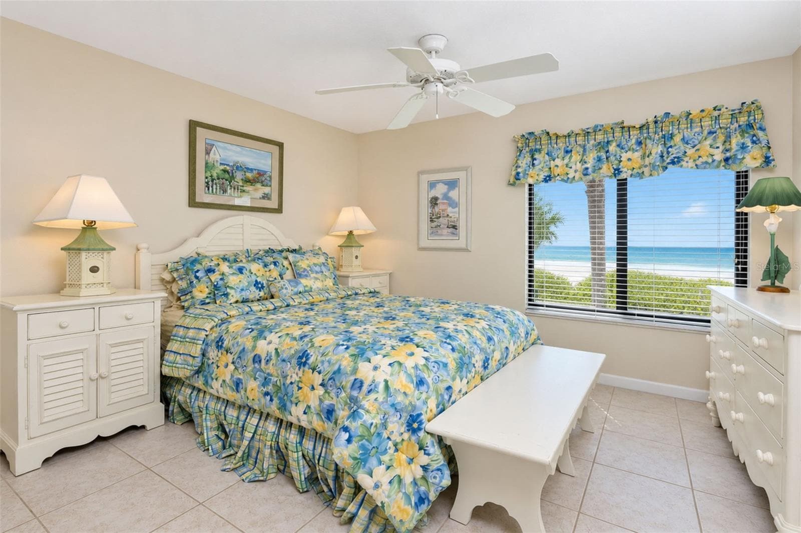 Guest Bedroom - 2950 N BEACH RD #B522, ENGLEWOOD