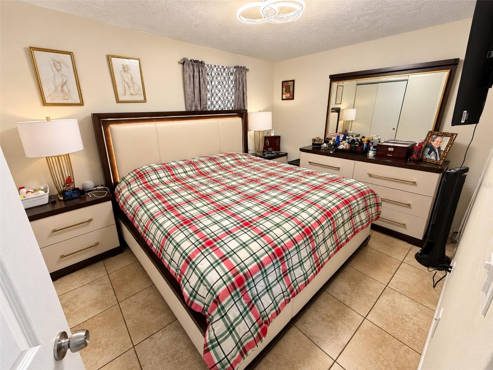 Primary Bedroom - 5513 GOLDEN DR, TAMPA