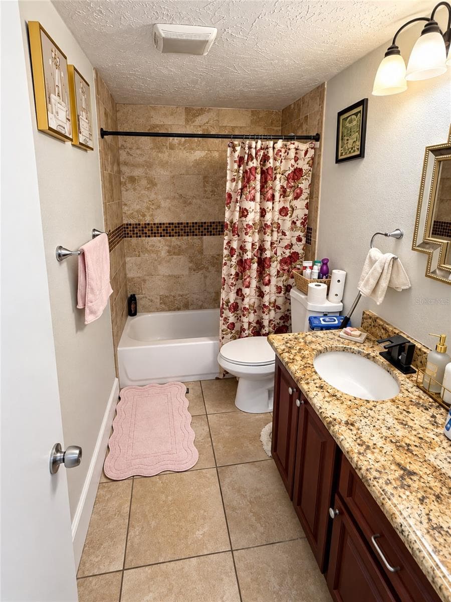 Bathroom - 5513 GOLDEN DR, TAMPA