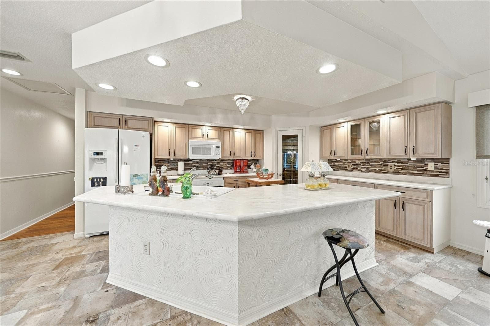Single Family Residence at 194 MARACAL WAY, PUNTA GORDA, photo 31 of 94