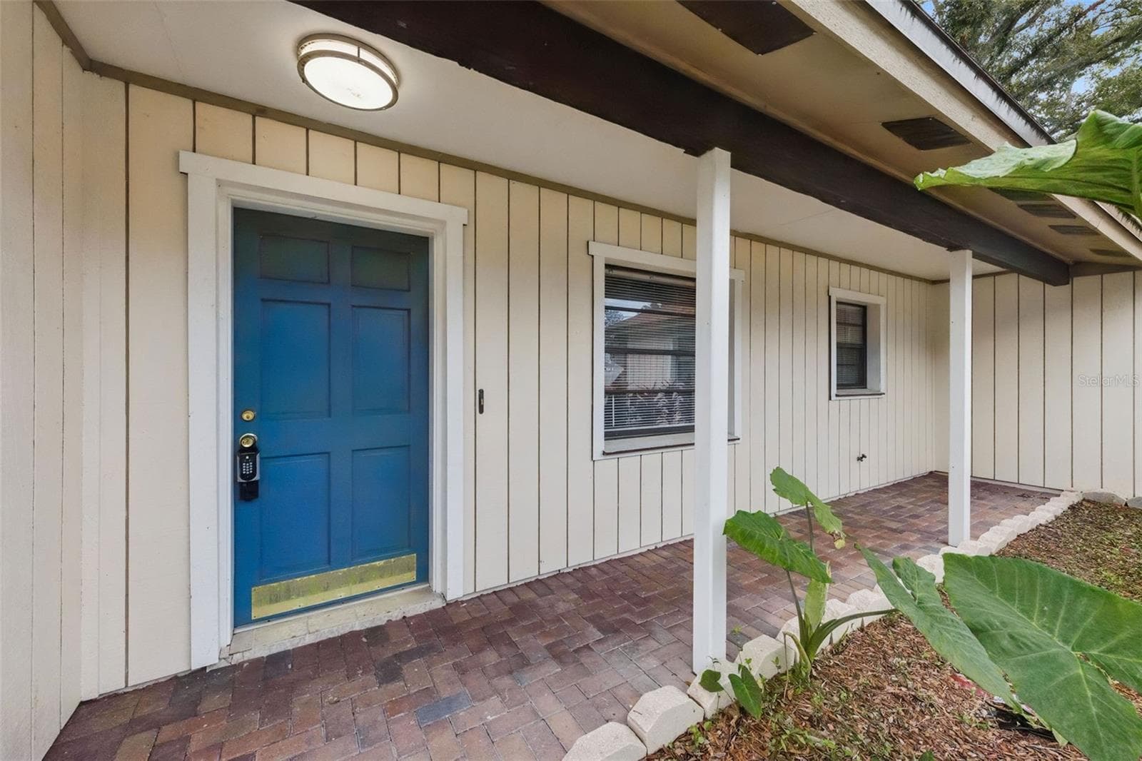 Single Family Residence at 2528 CANTERCLUB TRL, APOPKA, photo 3 of 20