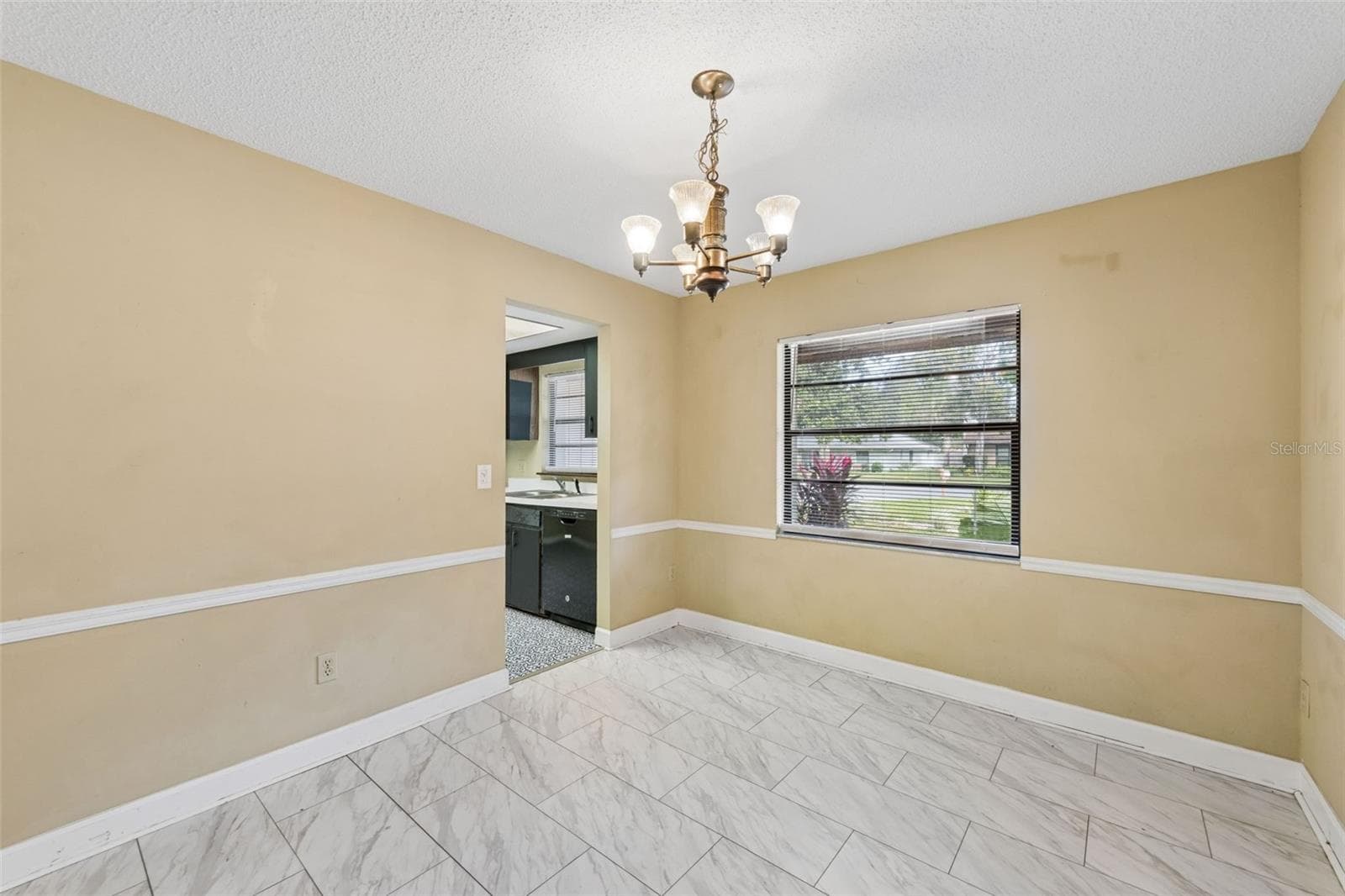 Single Family Residence at 2528 CANTERCLUB TRL, APOPKA, photo 5 of 20