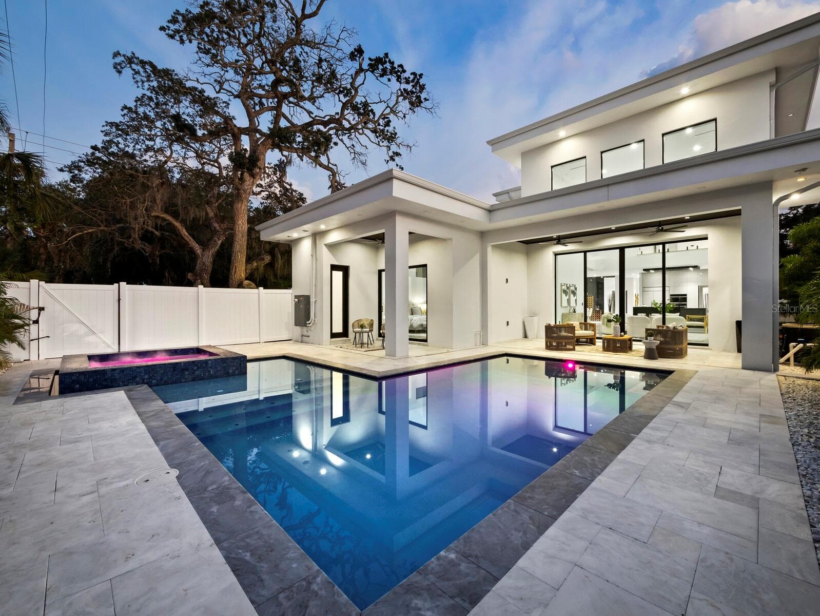 Single Family Residence at 2089 ARLINGTON ST, SARASOTA, photo 10 of 42