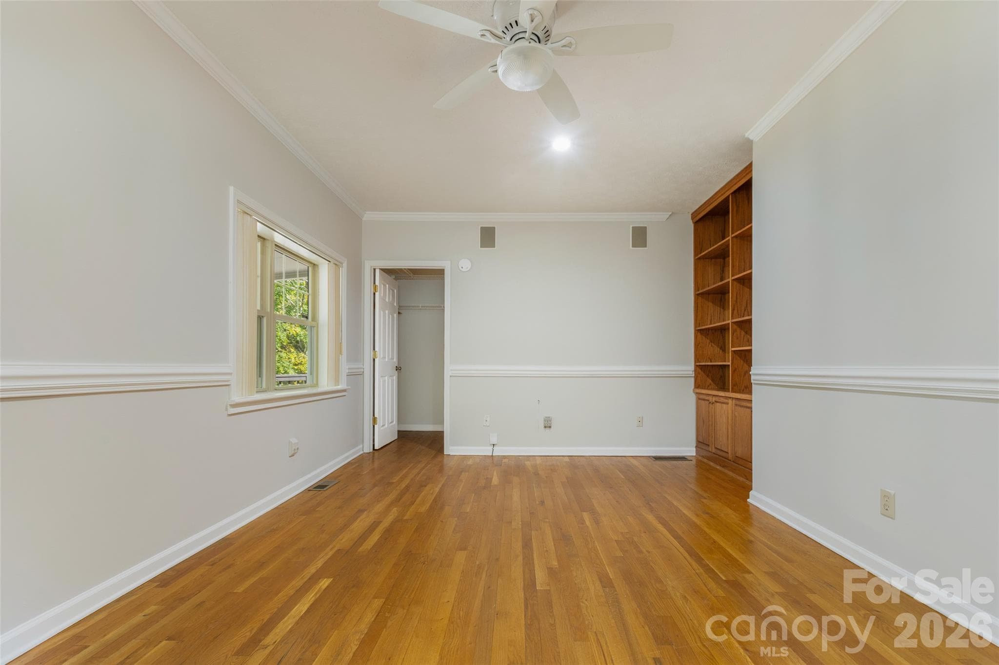 Single Family Residence at 442 Armstrong Avenue, Hendersonville, photo 13 of 28