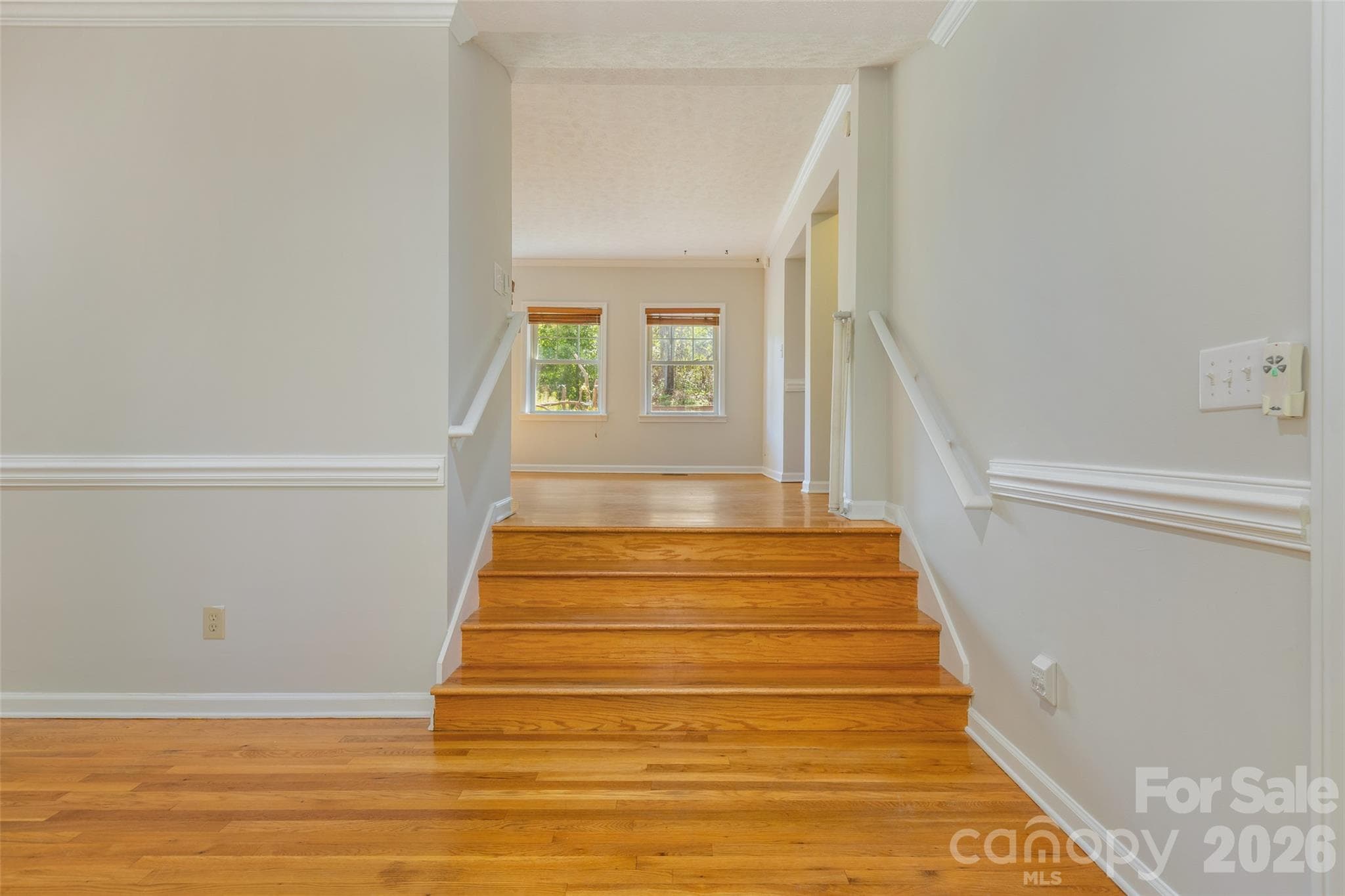 Single Family Residence at 442 Armstrong Avenue, Hendersonville, photo 15 of 28