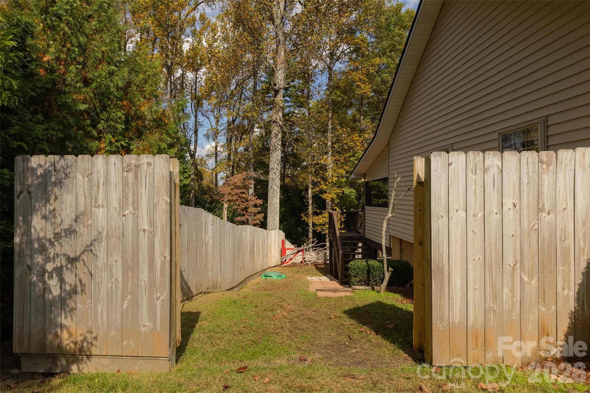 Single Family Residence at 442 Armstrong Avenue, Hendersonville, photo 26 of 28