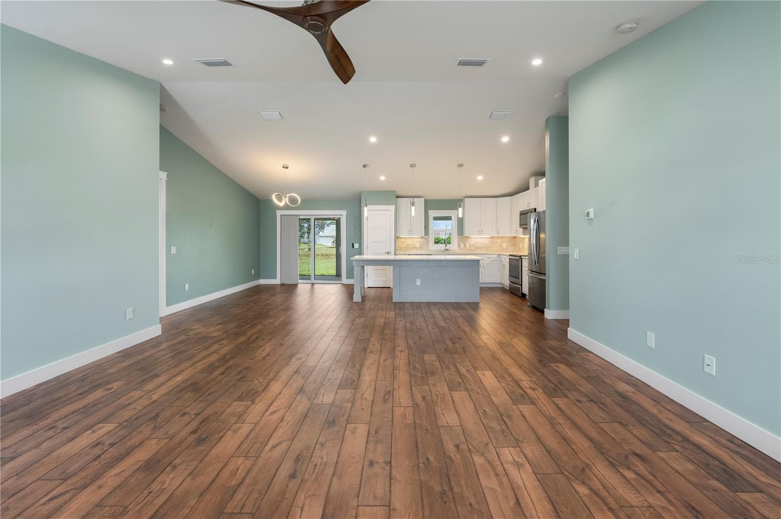 Single Family Residence at 171 MARK TWAIN LN, ROTONDA WEST, photo 7 of 42