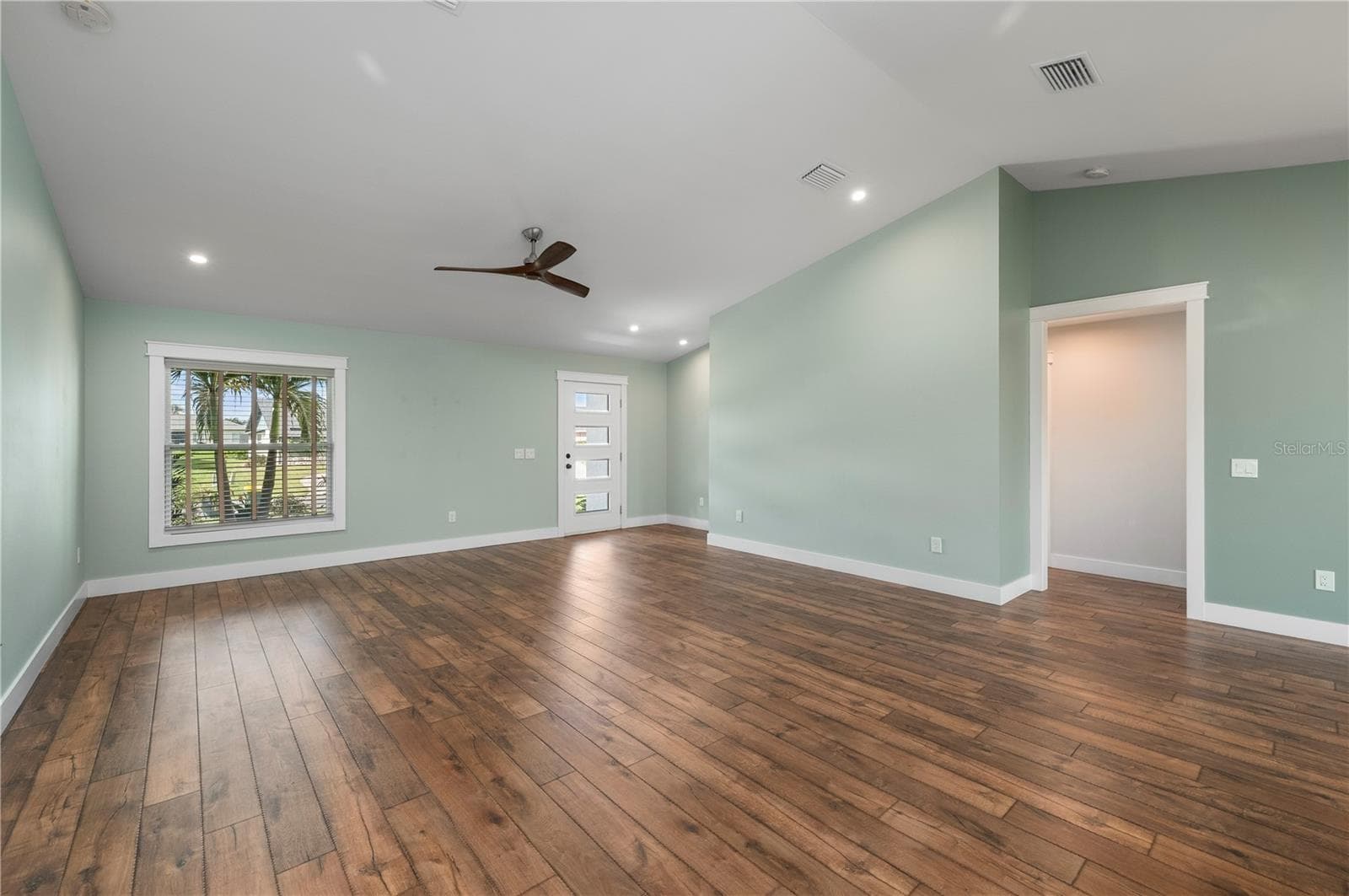 Single Family Residence at 171 MARK TWAIN LN, ROTONDA WEST, photo 9 of 42