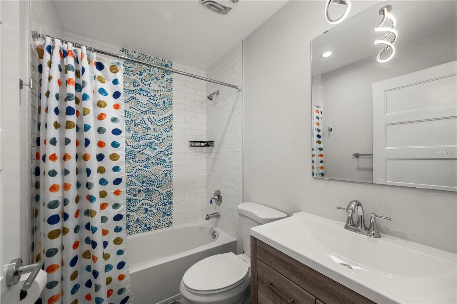 Single Family Residence at 171 MARK TWAIN LN, ROTONDA WEST, photo 26 of 42