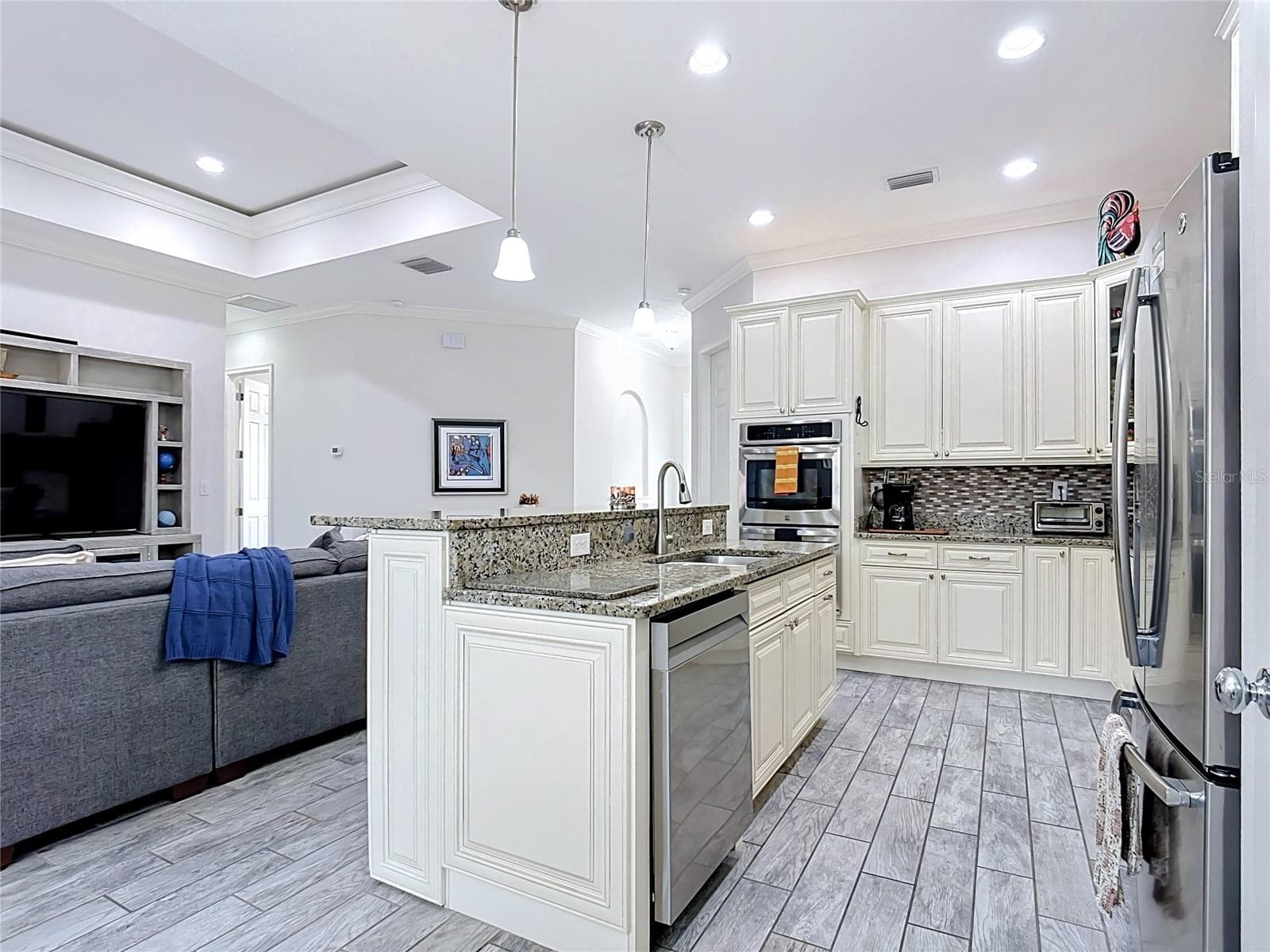 Single Family Residence at 7133 INDIANGRASS RD, ST CLOUD, photo 11 of 33