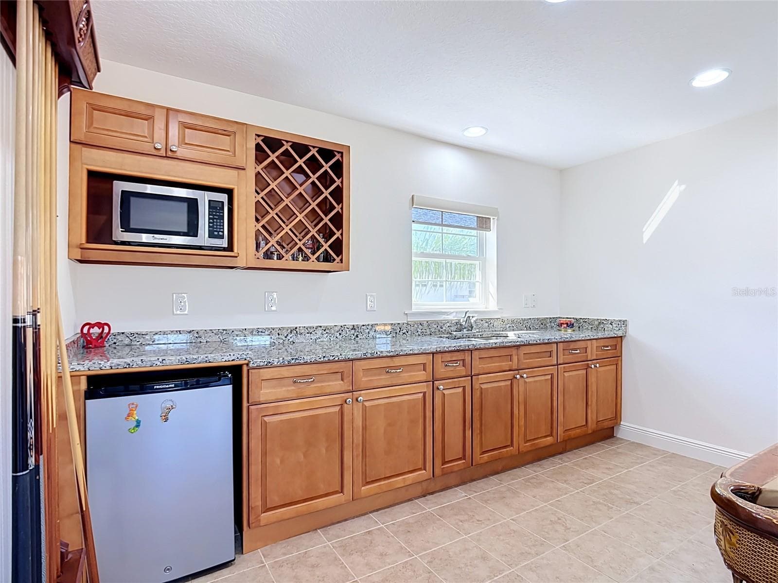 Guest apartment Kitchenette - 7133 INDIANGRASS RD, ST CLOUD