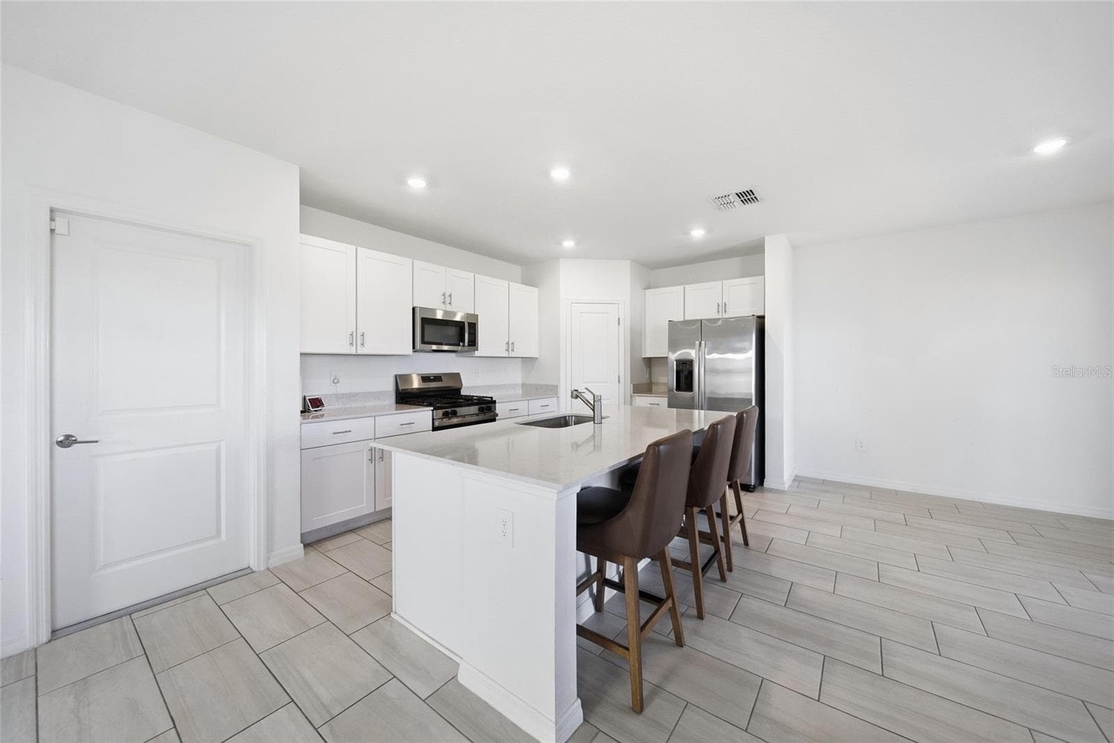Single Family Residence at 13127 EMPRESS JEWEL TRL, PARRISH, photo 9 of 42