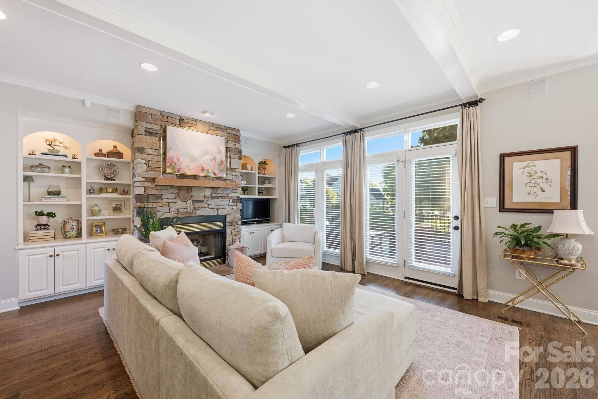 Great Room - 105 Kings Crest Drive, Mooresville