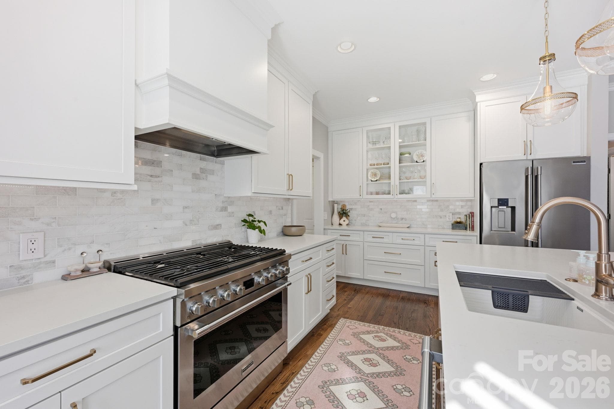 Stainless Appliances - 105 Kings Crest Drive, Mooresville