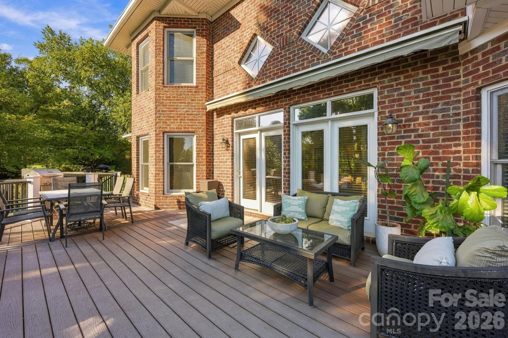 Spacious Deck - 105 Kings Crest Drive, Mooresville