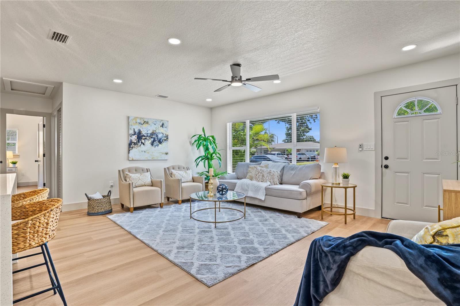 Single Family Residence at 4357 32ND AVE N, ST PETERSBURG, photo 4 of 43