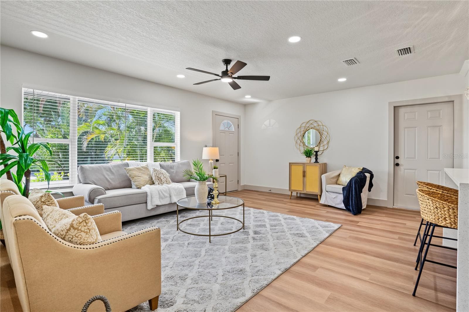 Single Family Residence at 4357 32ND AVE N, ST PETERSBURG, photo 5 of 43