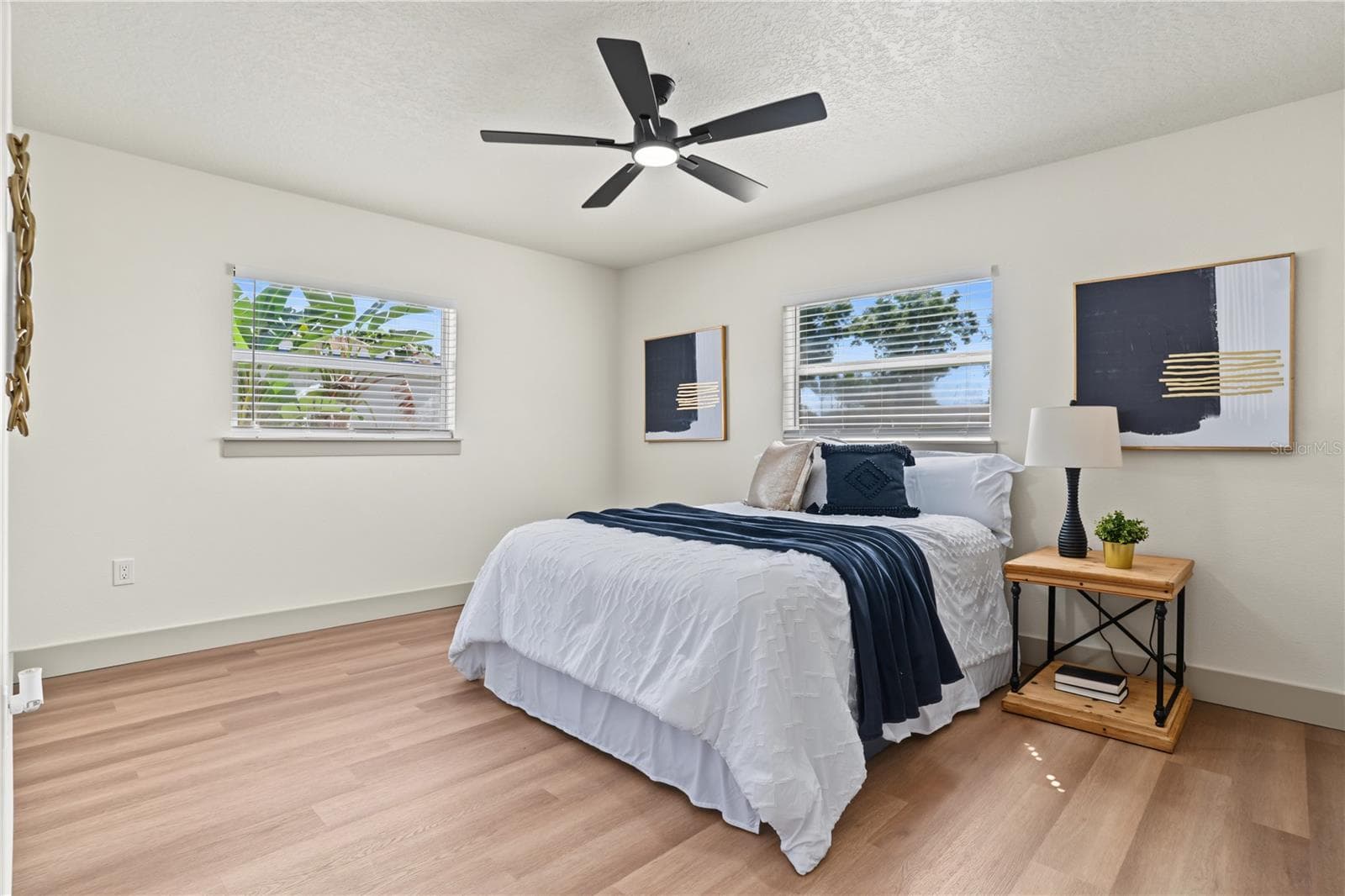 Single Family Residence at 4357 32ND AVE N, ST PETERSBURG, photo 25 of 43