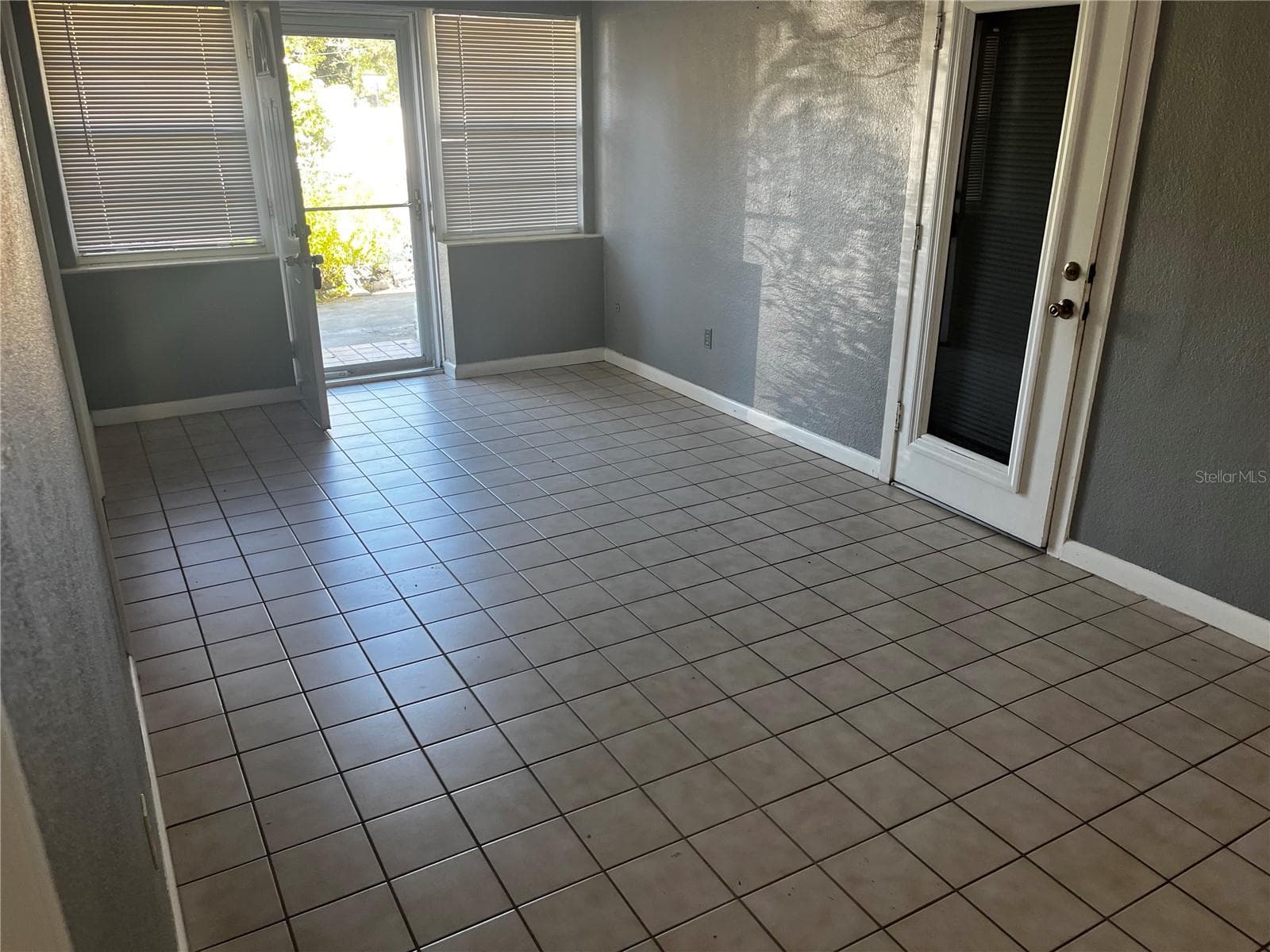 Single Family Residence at 301 N CORONA AVE, CLEARWATER, photo 10 of 20