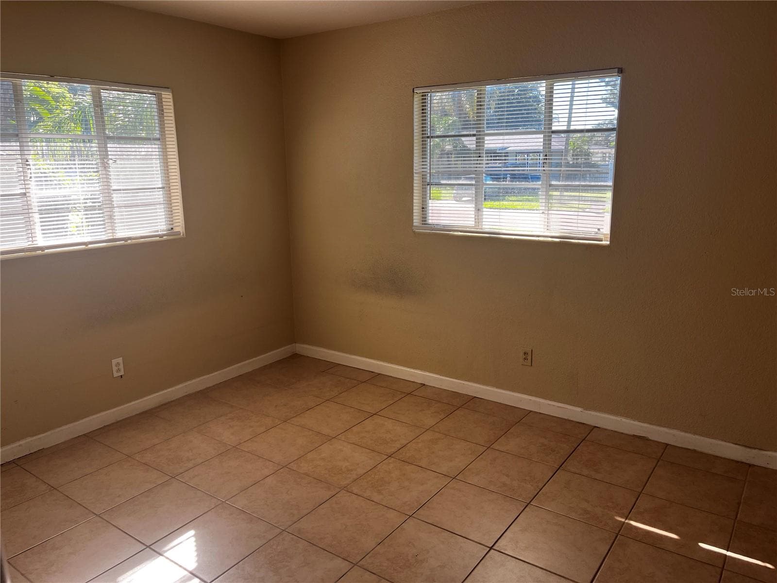 Single Family Residence at 301 N CORONA AVE, CLEARWATER, photo 13 of 20