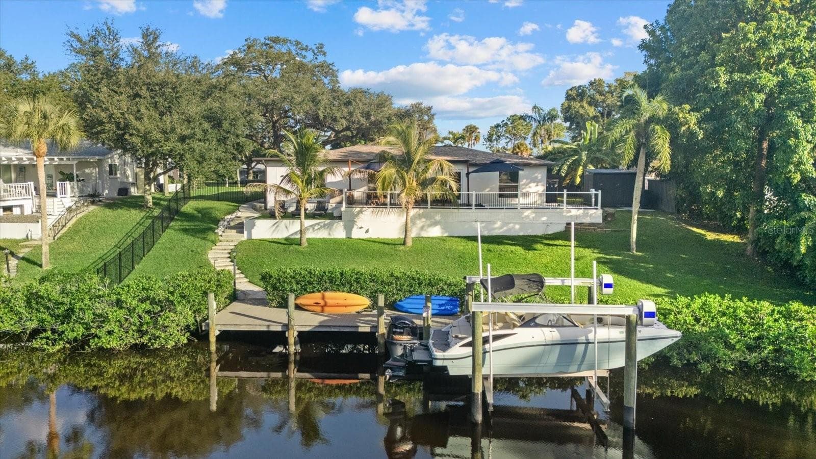 Single Family Residence at 481 MAGELLAN DR, SARASOTA, photo 6 of 48
