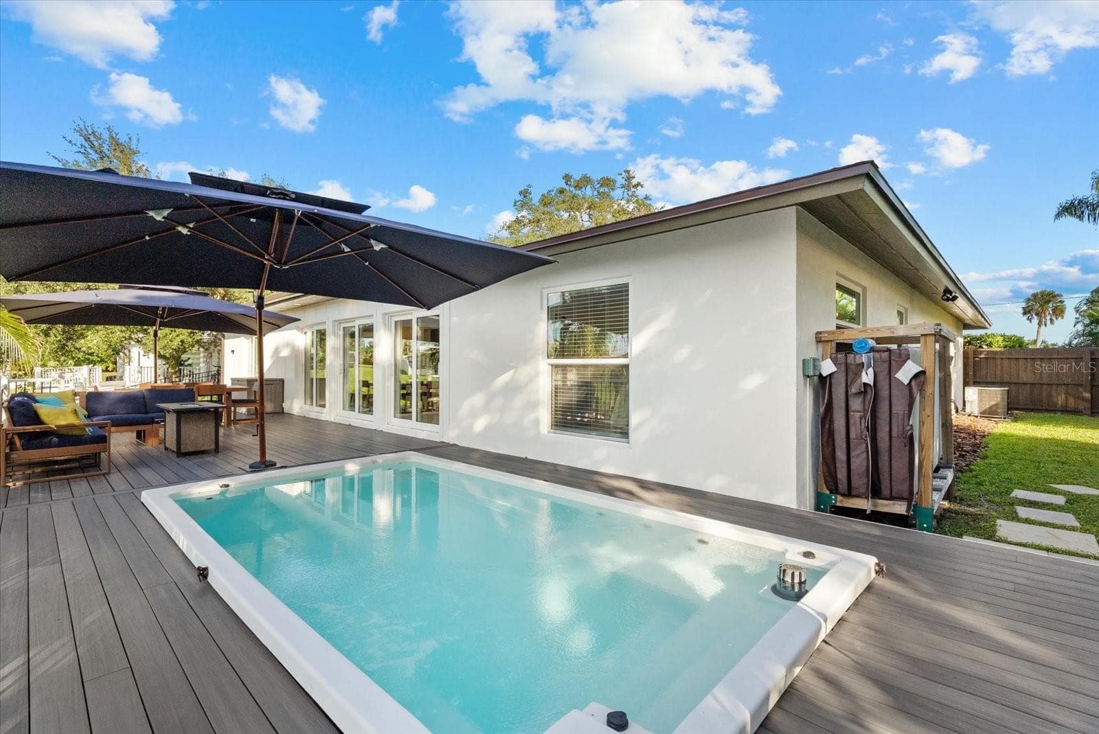 Single Family Residence at 481 MAGELLAN DR, SARASOTA, photo 15 of 48
