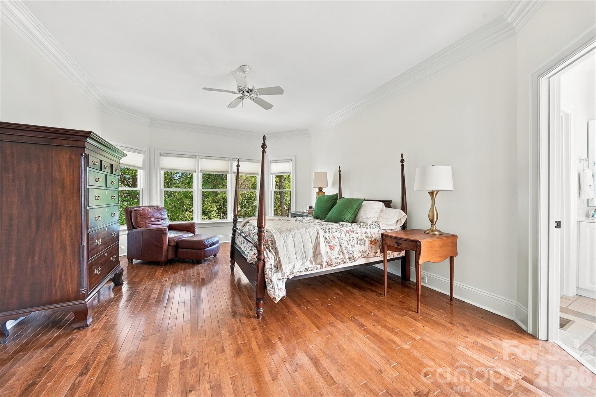 Single Family Residence at 5539 Sunstar Court, Charlotte, photo 20 of 47