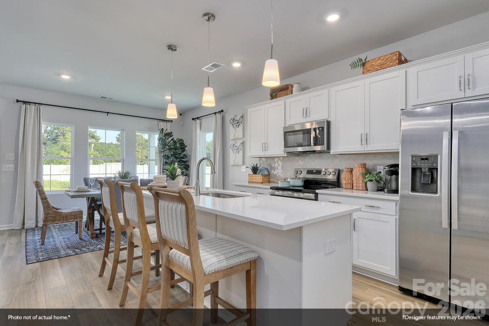 Representative Kitchen and eat in area - 209 Rodeo Drive, Shelby