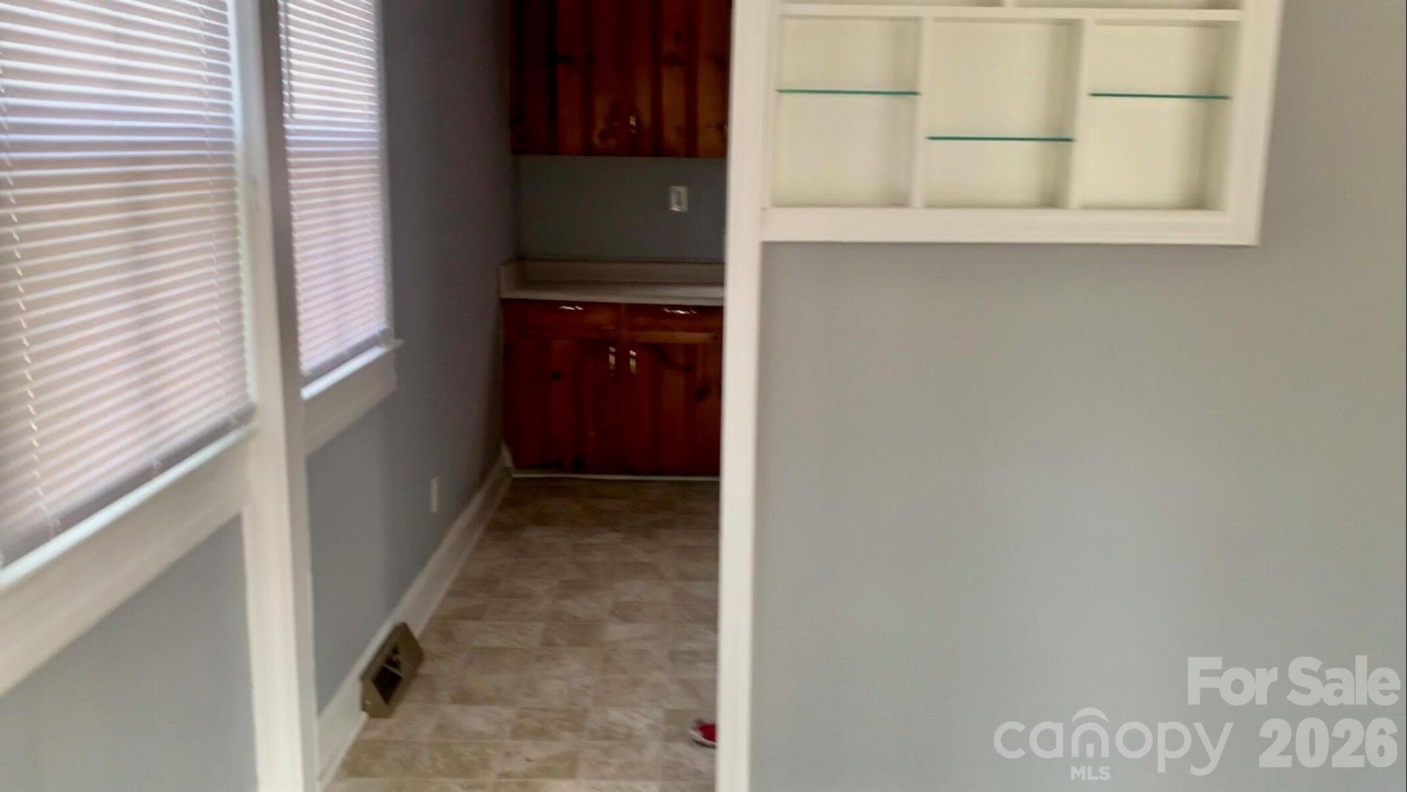 Single Family Residence at 434 Cummings Street, Rock Hill, photo 6 of 19