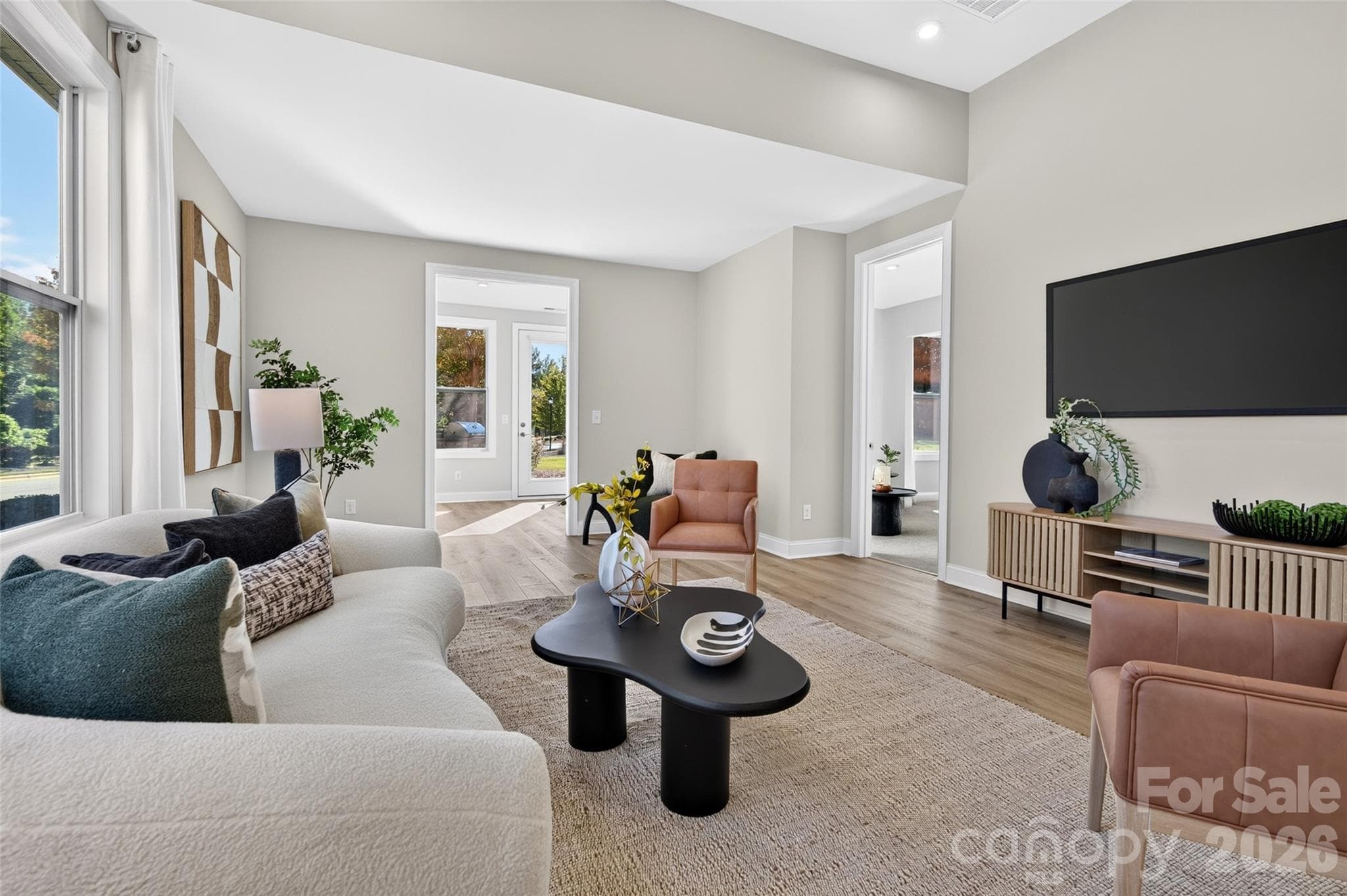 Single Family Residence at 8905 Silver Springs Court, Charlotte, photo 13 of 49