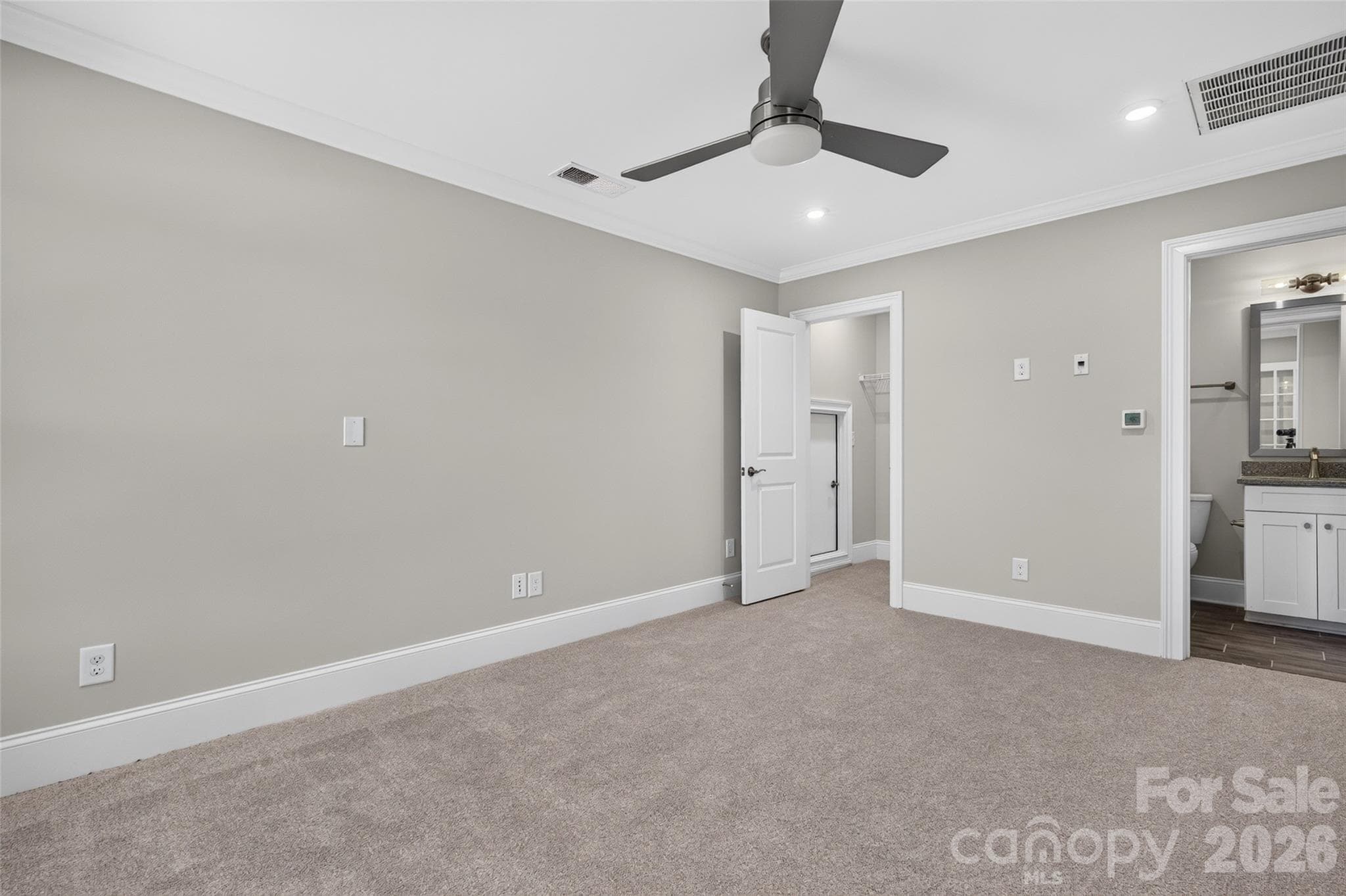 Upstairs Bonus/Bedroom w/ full bath and large closet - 8905 Silver Springs Court, Charlotte