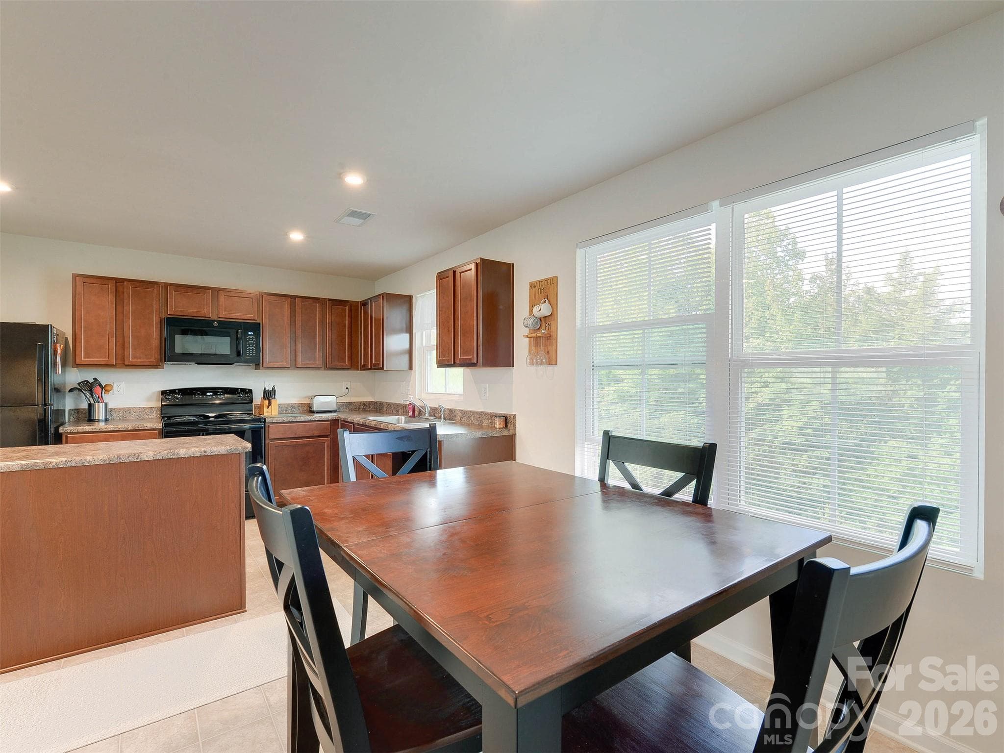 Townhouse at 6105 Cutwater Circle, Charlotte, photo 15 of 41