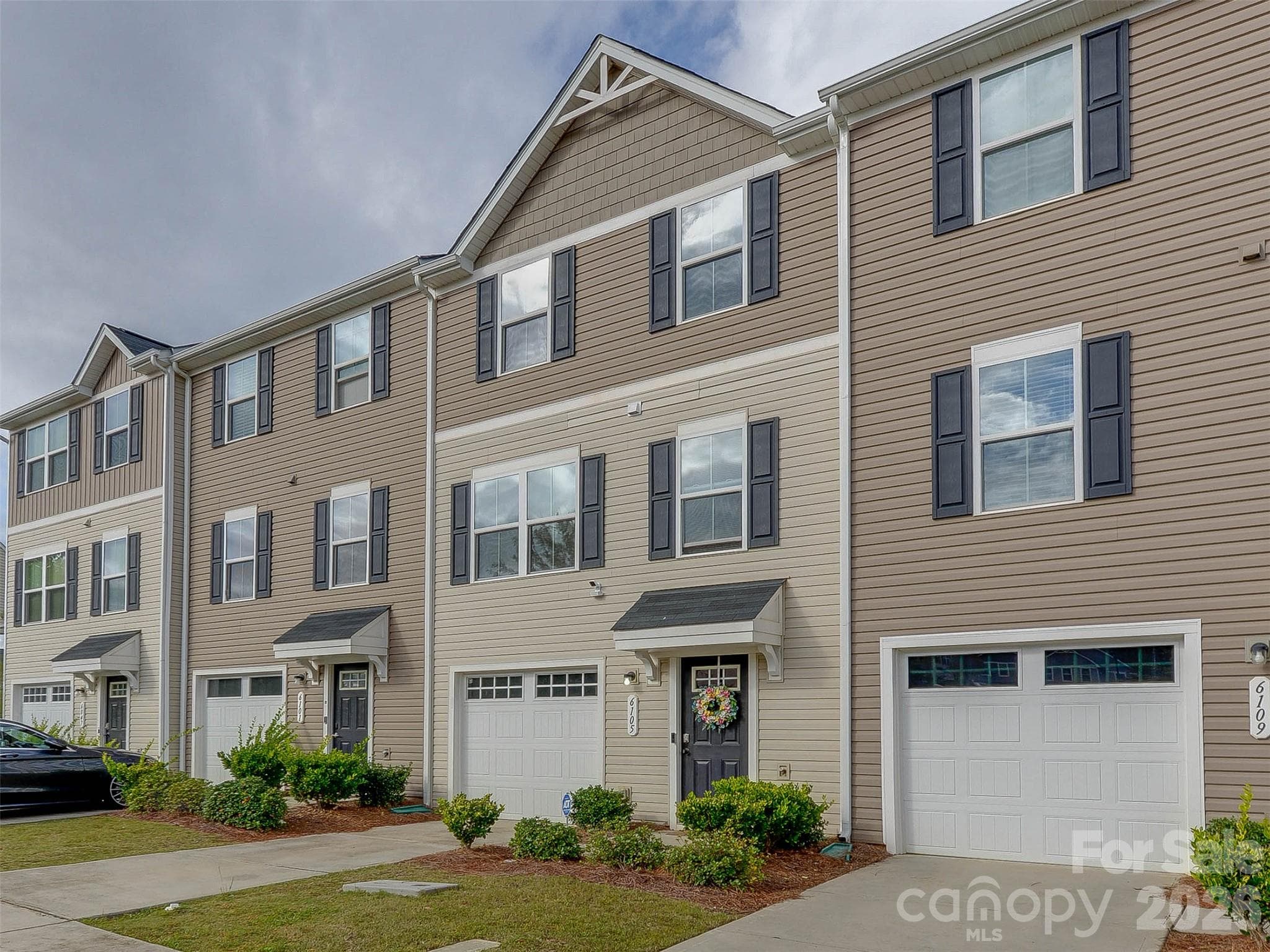 Townhouse at 6105 Cutwater Circle, Charlotte, photo 40 of 41
