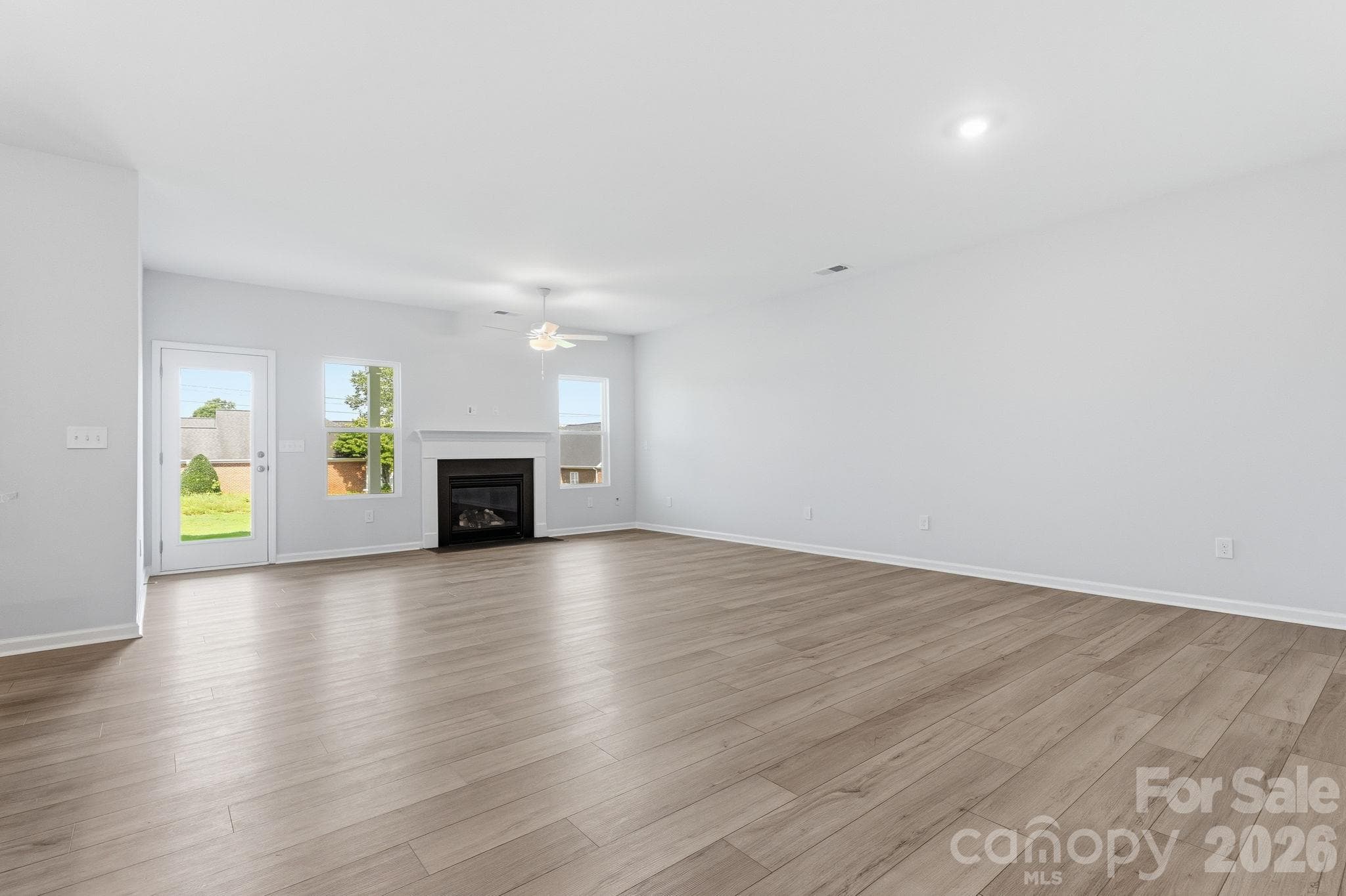 Representative Great Room - 208 Rodeo Drive, Shelby