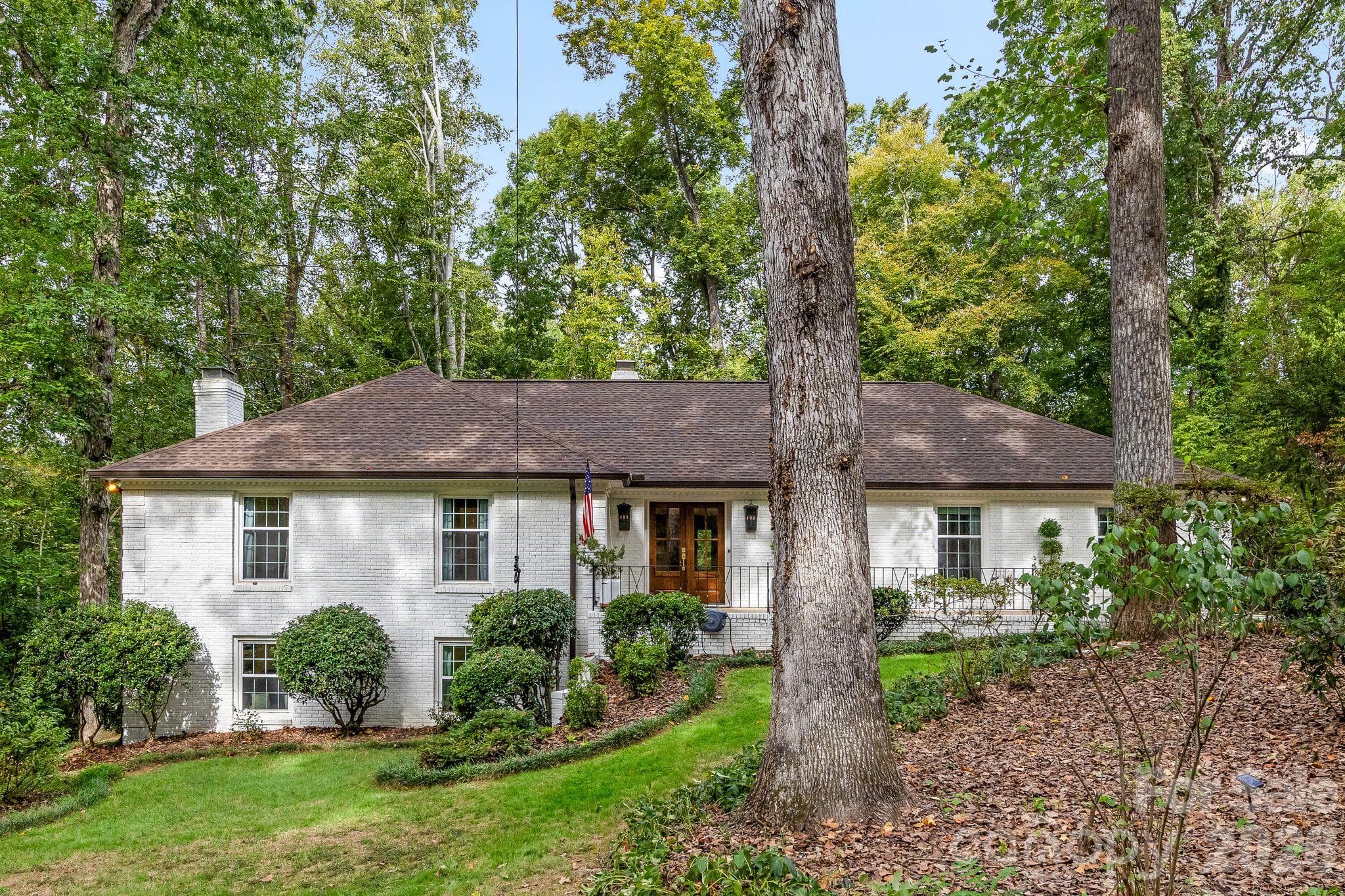 4015 Oldfield Road