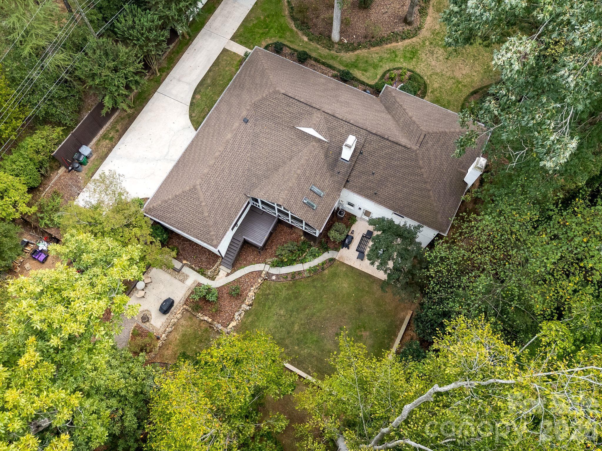 Single Family Residence at 4015 Oldfield Road, Charlotte, photo 45 of 48