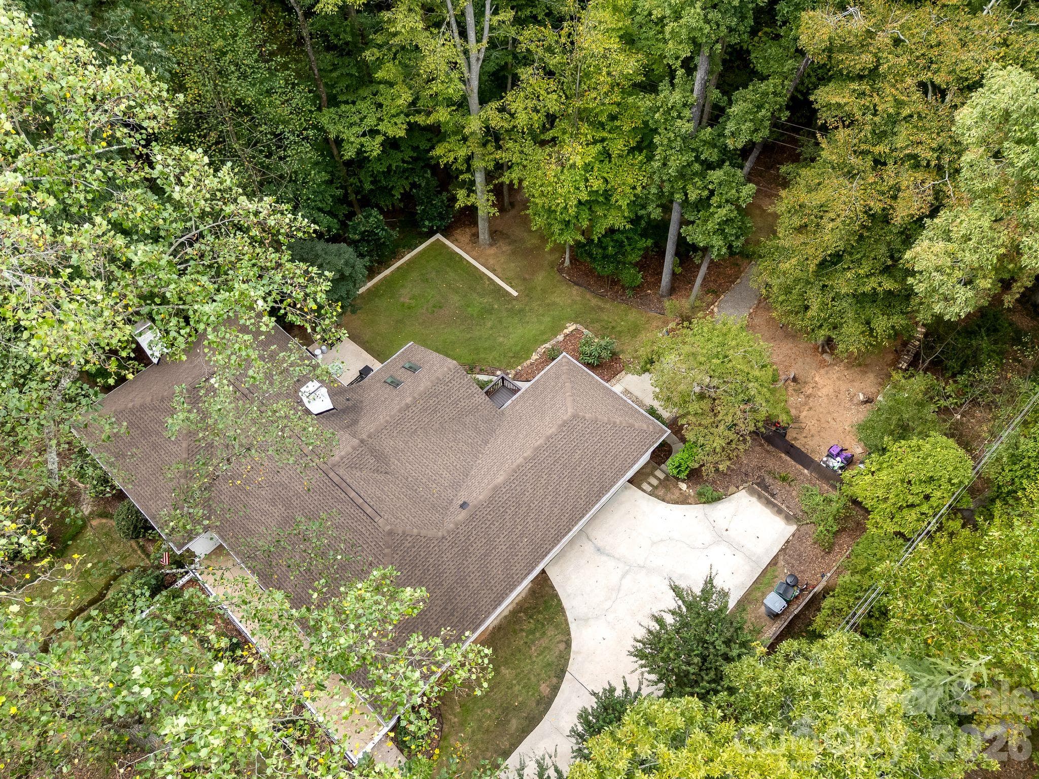 Single Family Residence at 4015 Oldfield Road, Charlotte, photo 46 of 48
